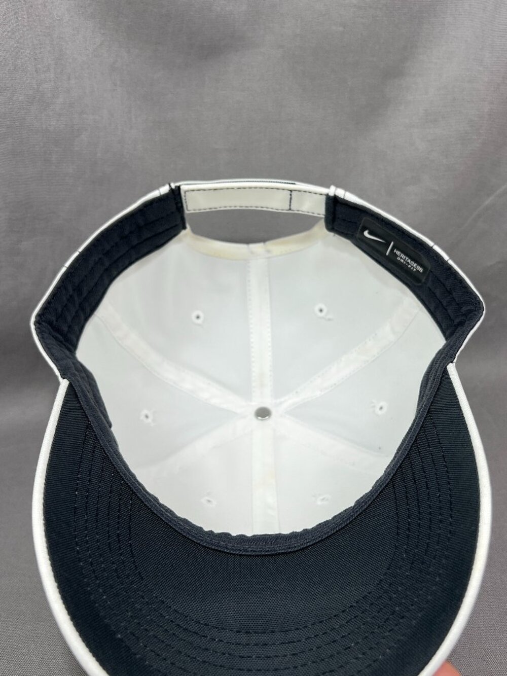 Nike Heritage86 Dri Fit Strapback Hat White Adjustable Swoosh Outdoor Golf Mens - Picture 13 of 15